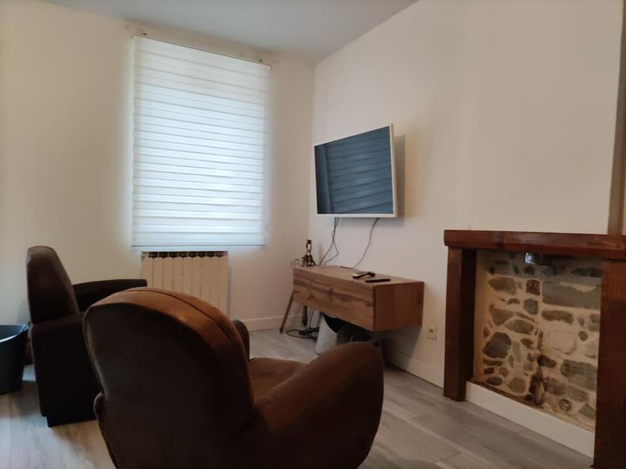 L'Atelier Cosy - Maison De Village Atypique Saint-Georges-d'Esperanche Eksteriør billede